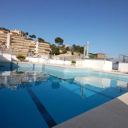 Lets Holidays Pool Terrace Apartment *