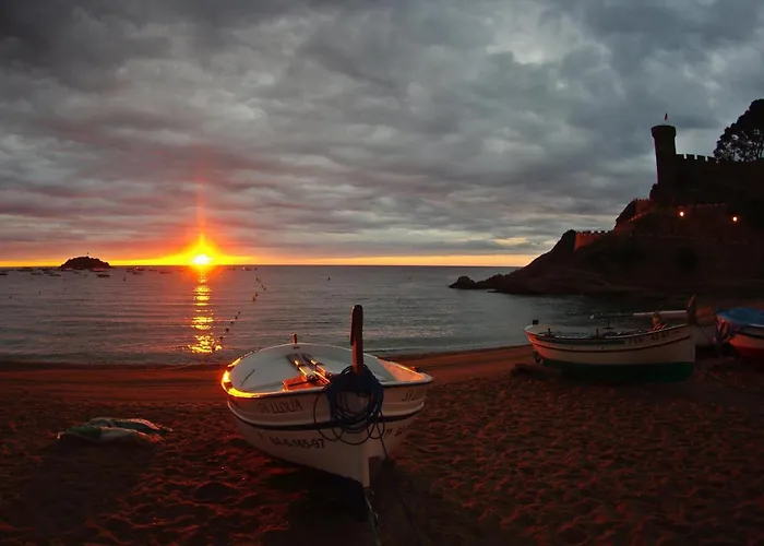 Lets Holidays Pool Terrace Apartment Tossa De Mar