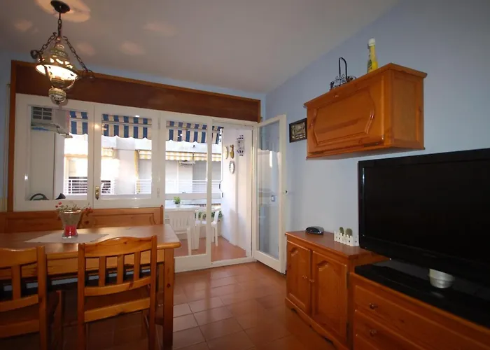 Lets Holidays Pool Terrace Apartment Tossa De Mar